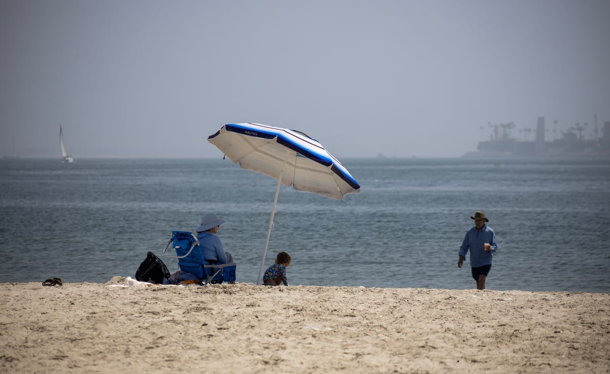 City declares heat alert, extends cooling center hours