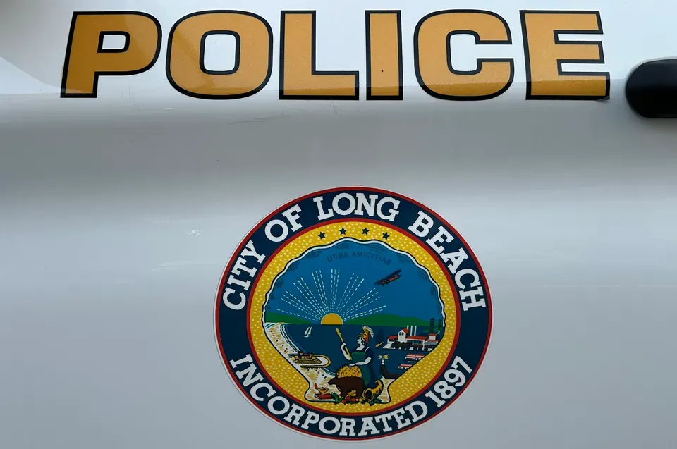 Shooting in North Long Beach leaves 19-year-old dead, police say