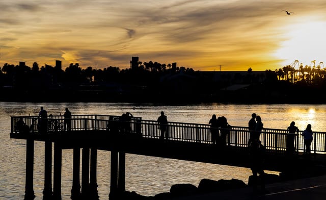 What's good in the LBC: Father's Day activities, a cornhole tournament, movie nights and more 